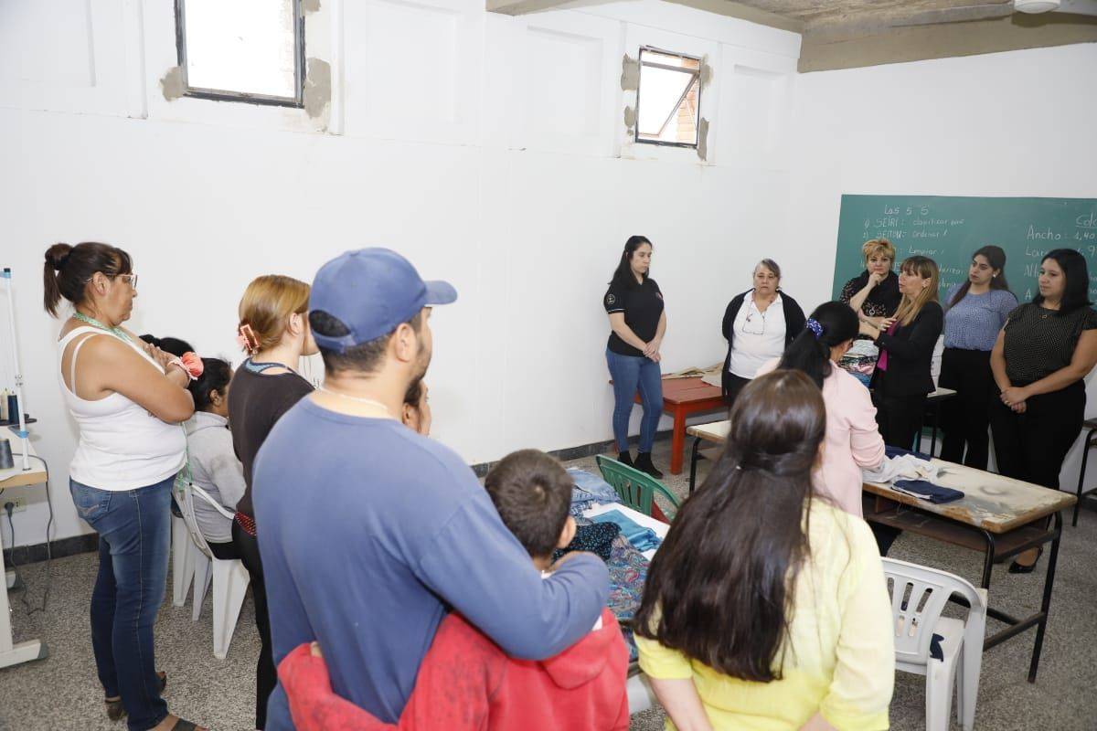 Ministerio de Trabajo lanzó otros dos cursos en el Centro Comunitario de la Chacarita