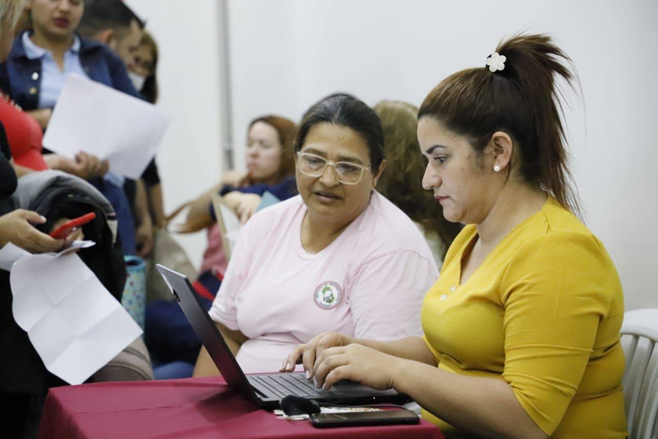 Trabajadores empíricos fueron certificados por el MTESS