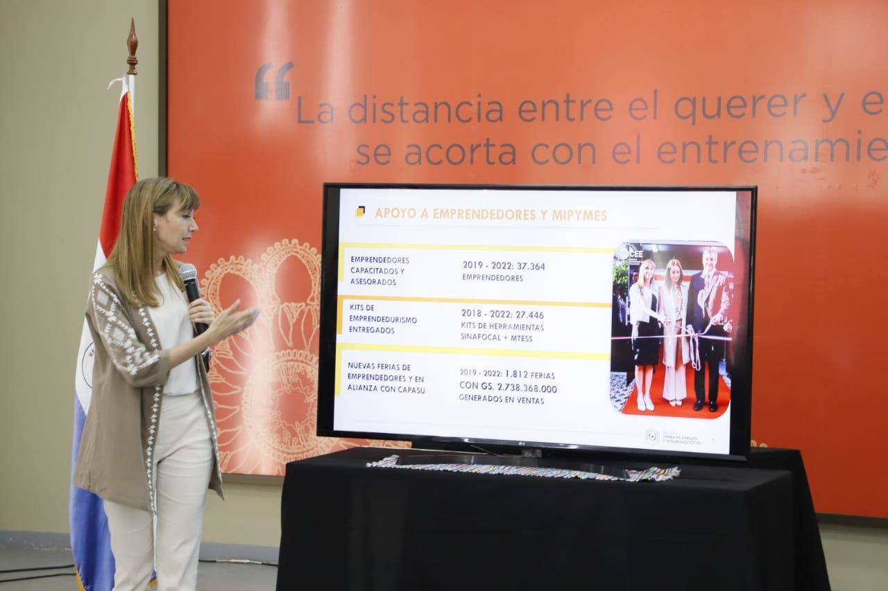 ​En “Semana Global del Emprendimiento” ministra destaca acciones para emprendedores