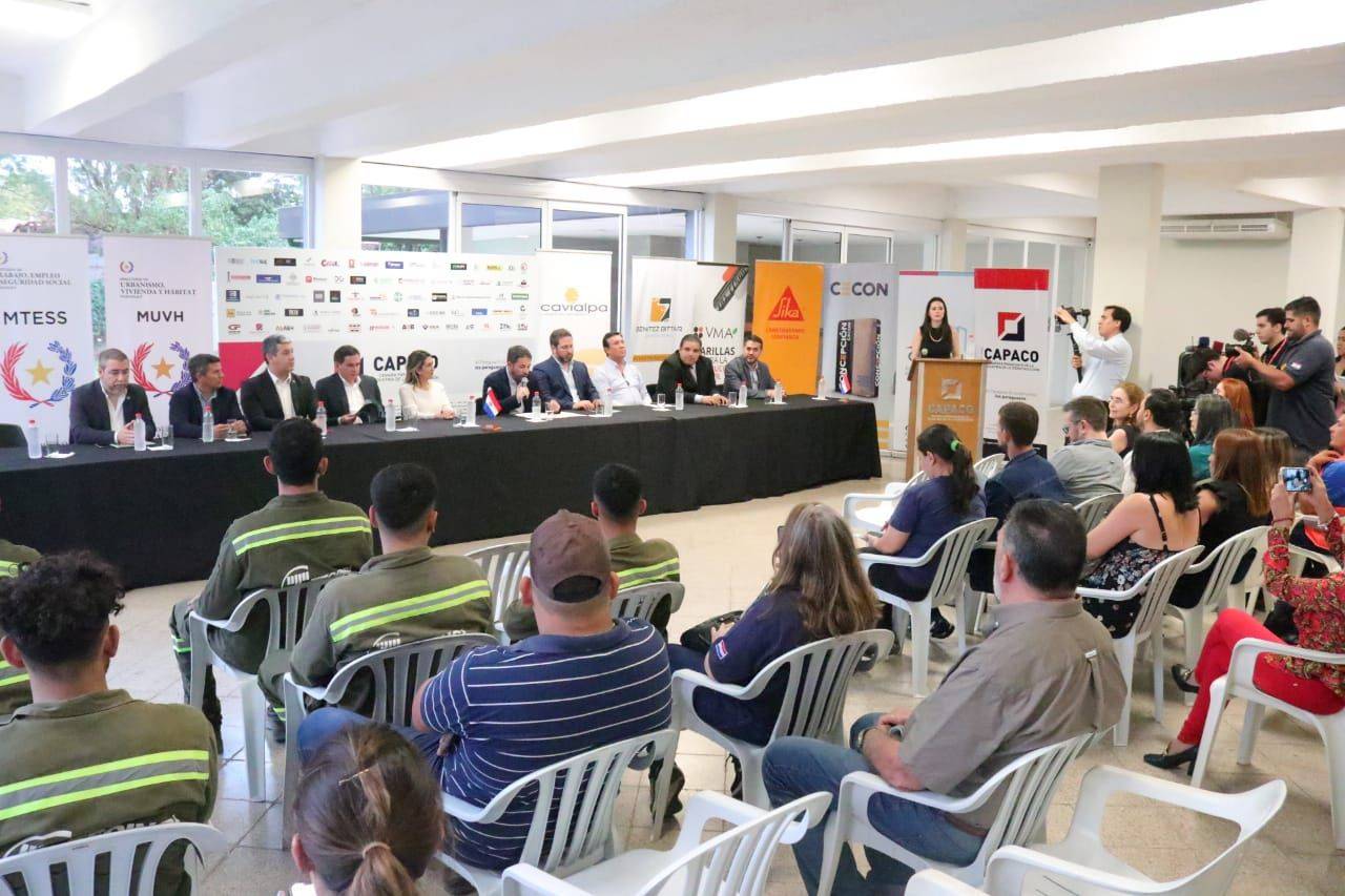 Entregaron premios a albañiles ganadores de la primera competencia nacional de este sector de trabajadores